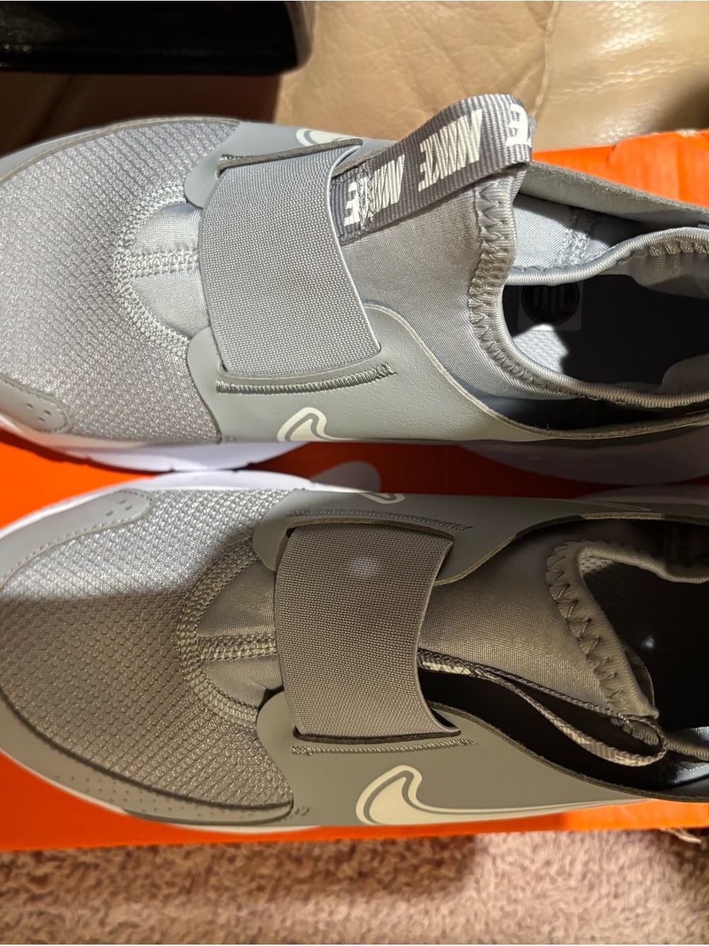 Boys Nike Flex Runner 3 Kids Sneakers - Wolf Grey & White- Size 6